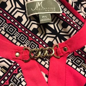 Beautiful comfortable blouse.